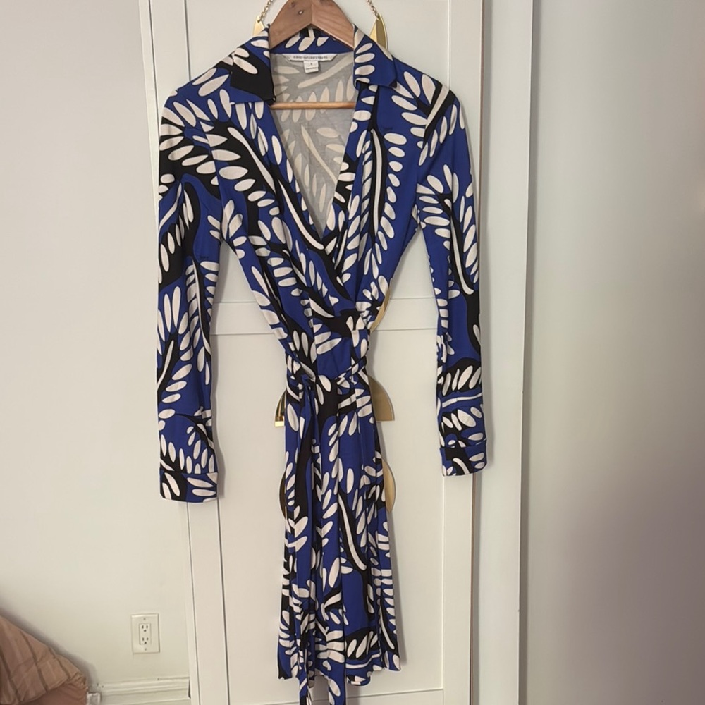 DVF Blue and Black Patterned Wrap Dress